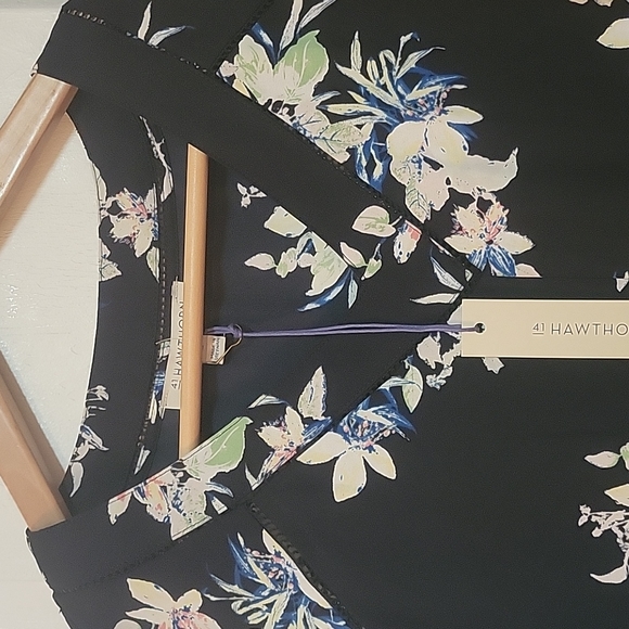 41 HAWTHORN top pullover blouse floral NWT - Picture 3 of 9